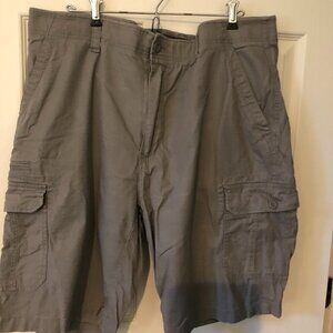 MENS SHORTS--SIZE 42--GREAT CONDITION-- BRAND WEAR FIRST--MEDIUM GRAY
